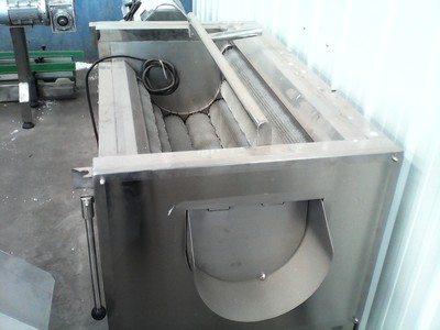 BT-T1200促銷 旭鑫牌毛輥清洗機，高效潔凈的果蔬清洗解決方案